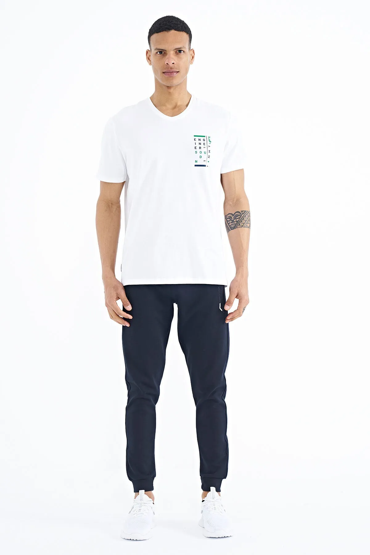 baski detayli v yaka standart kalip erkek t-shirt - 88186