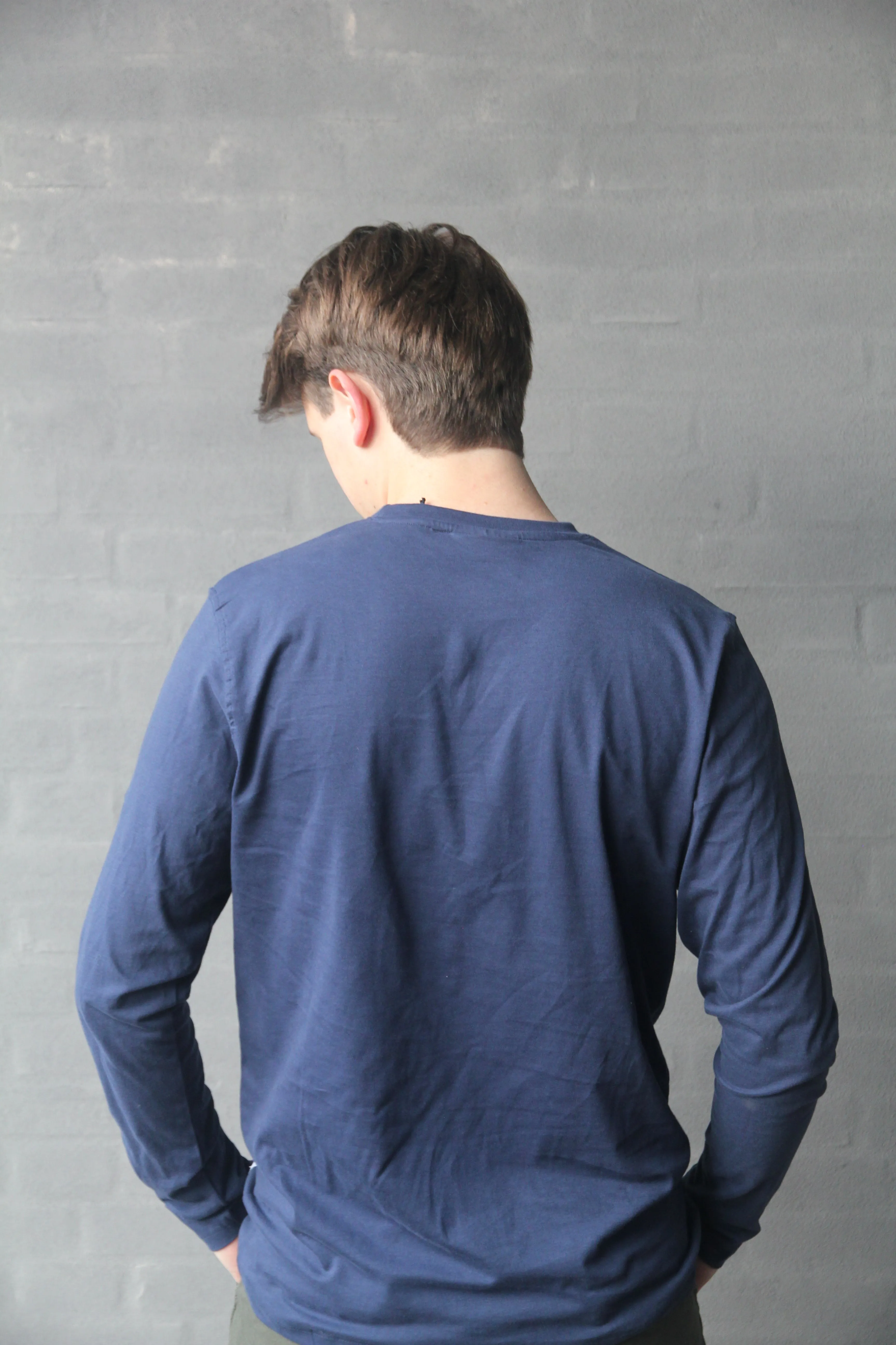 CLASSIC LONG SLEEVE T-SHIRT