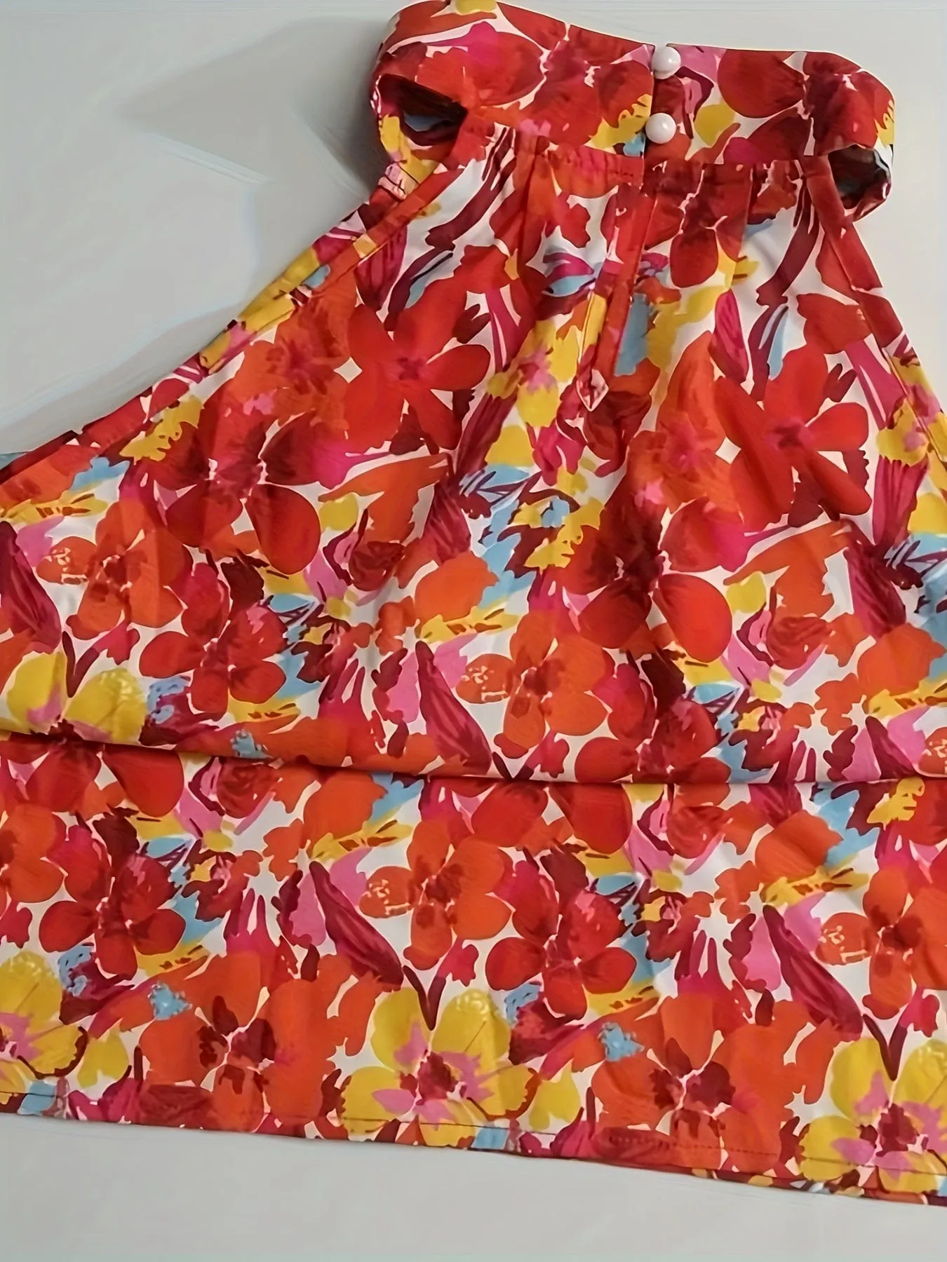 Elegant Floral Halter Neck Top  Summer Chic