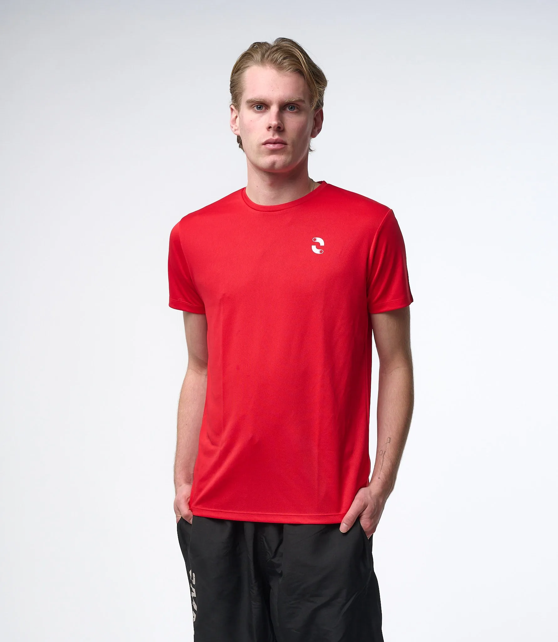 Omnitau Men's Endure Recycled Technical Gym T-Shirt - Red